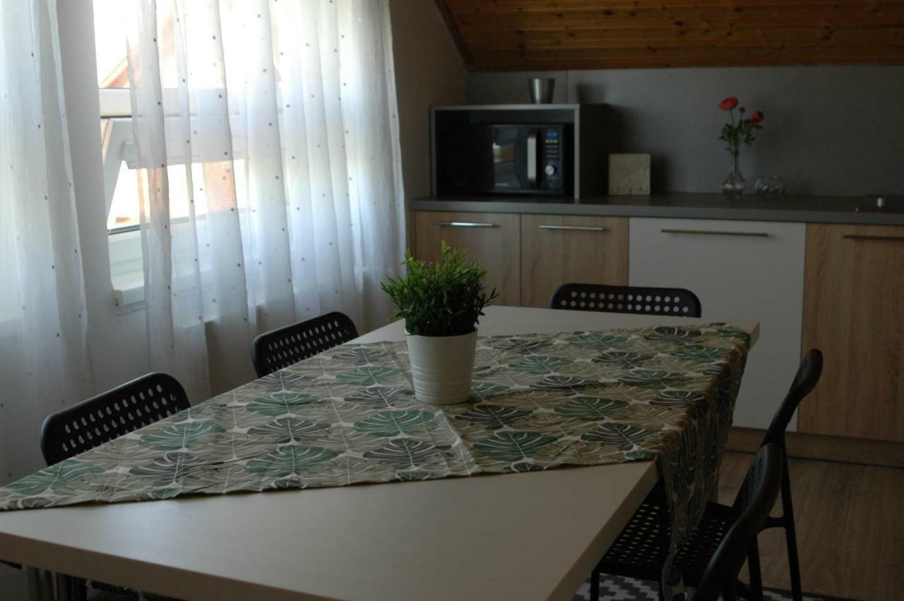 דירות Dunajská Streda Apartman Timea מראה חיצוני תמונה